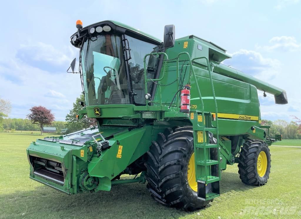 John Deere T670 Kombájnok