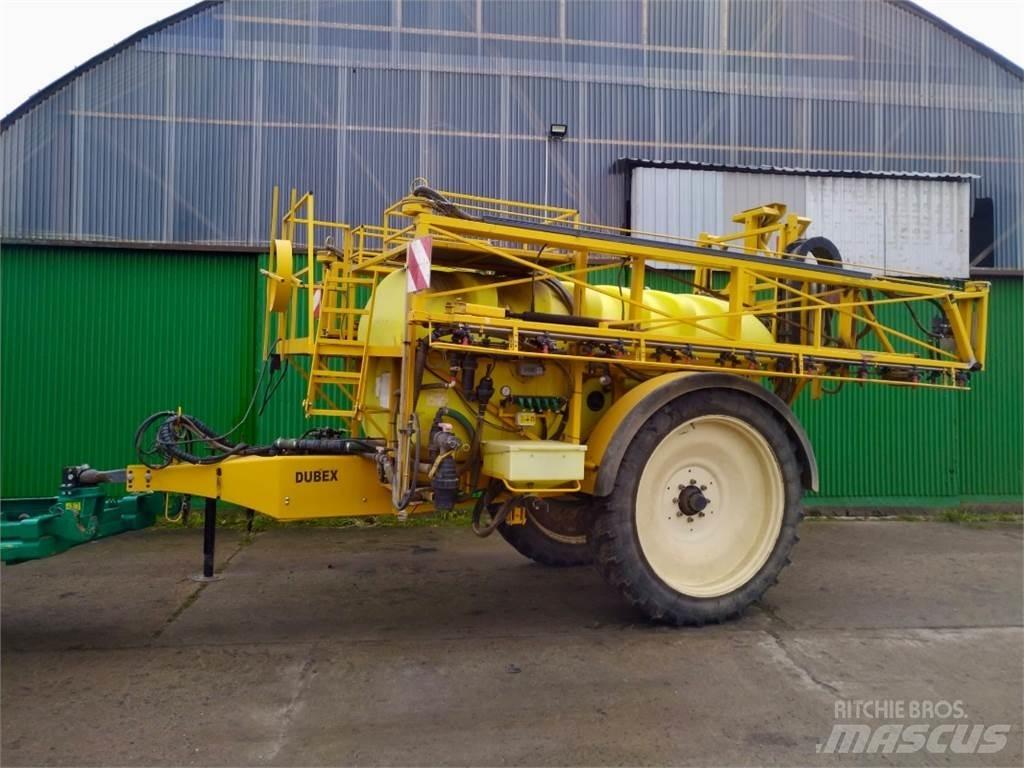 Dubex Mentor 9804 Vontatott trágyaszórók