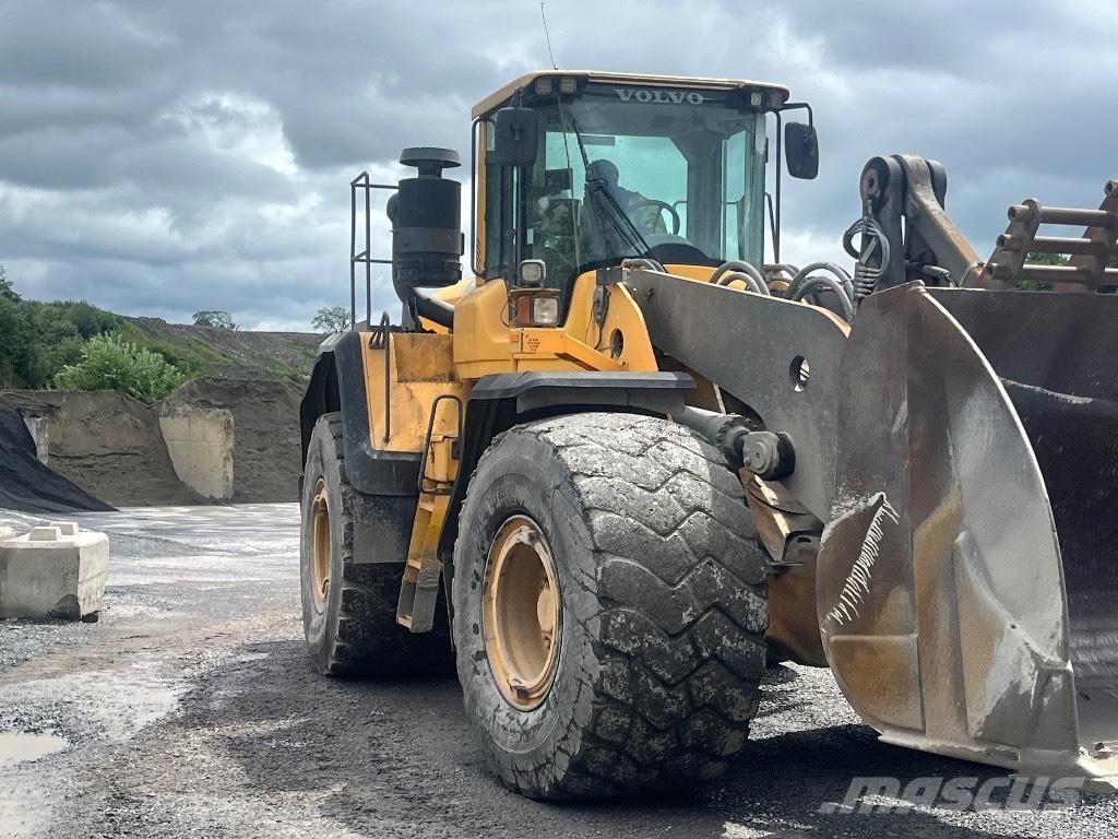 Volvo L 220 G Gumikerekes homlokrakodók