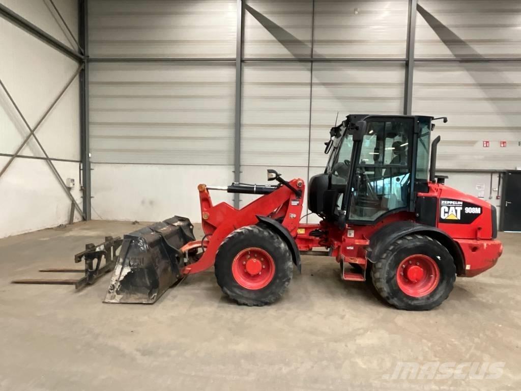 CAT 908 M Gumikerekes homlokrakodók
