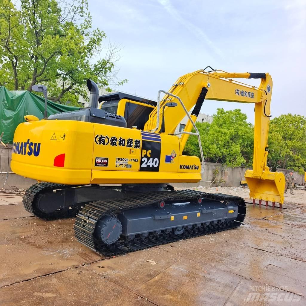 Komatsu PC 240 LC-8 Lánctalpas kotrók