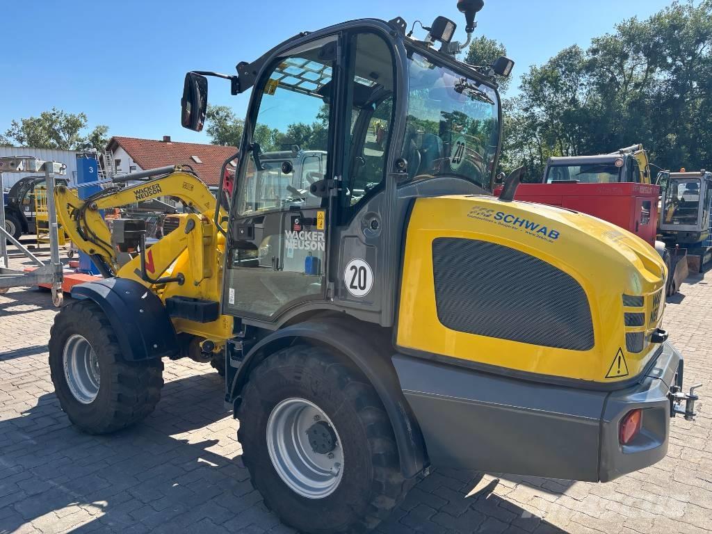 Wacker Neuson WL 52 Gumikerekes homlokrakodók
