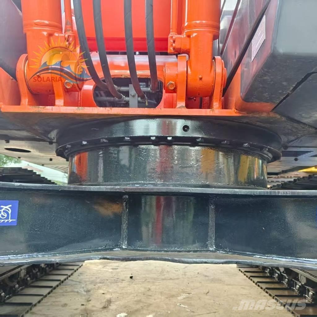 Hitachi ZX 120 Lánctalpas kotrók