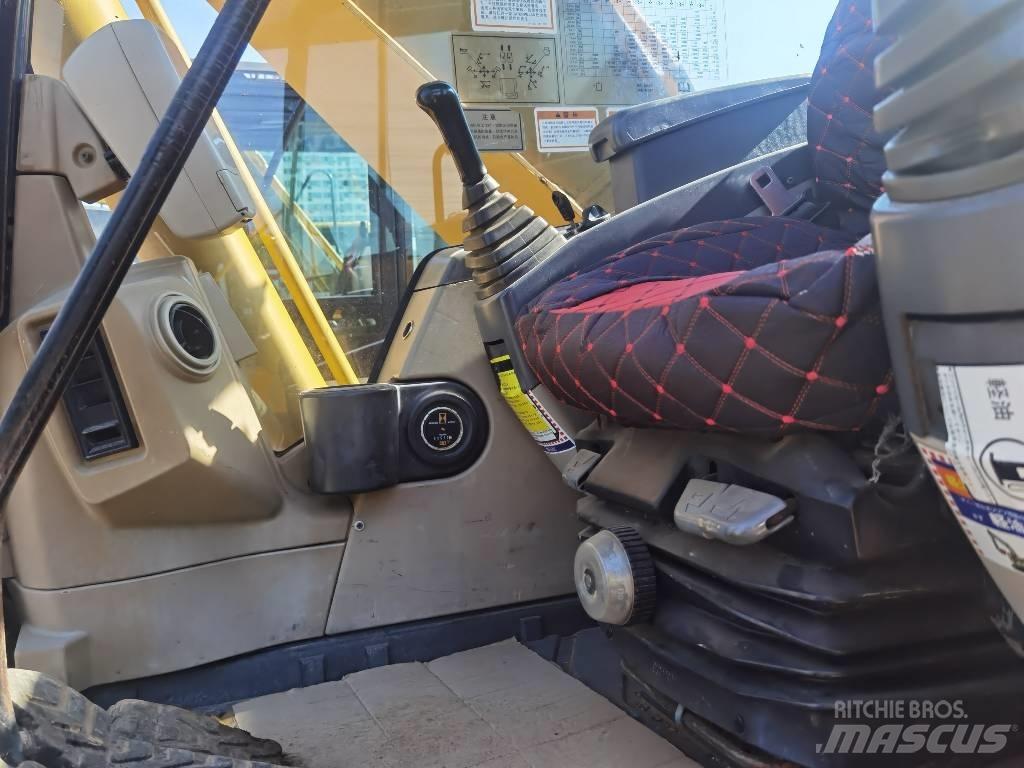CAT 320 C Lánctalpas kotrók