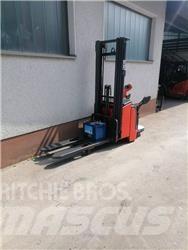 Linde L16i-AP-372 Vezetőállásos alacsony emelőkocsi