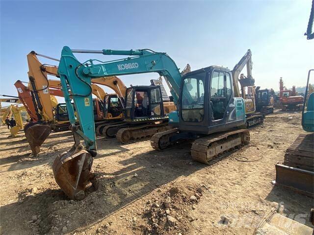 Kobelco SK75 Mini kotrók < 7t