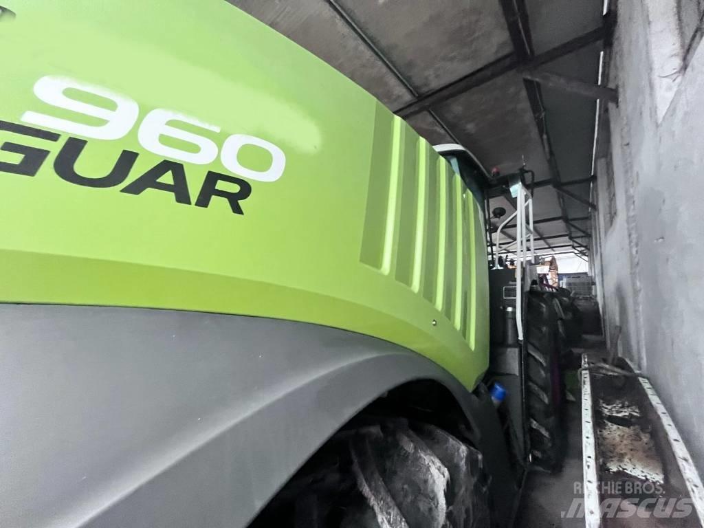 CLAAS Jaguar 960 Önjáró szecskázók