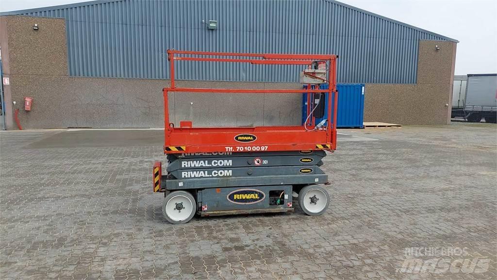 SkyJack SJIII3220 Ollós emelők