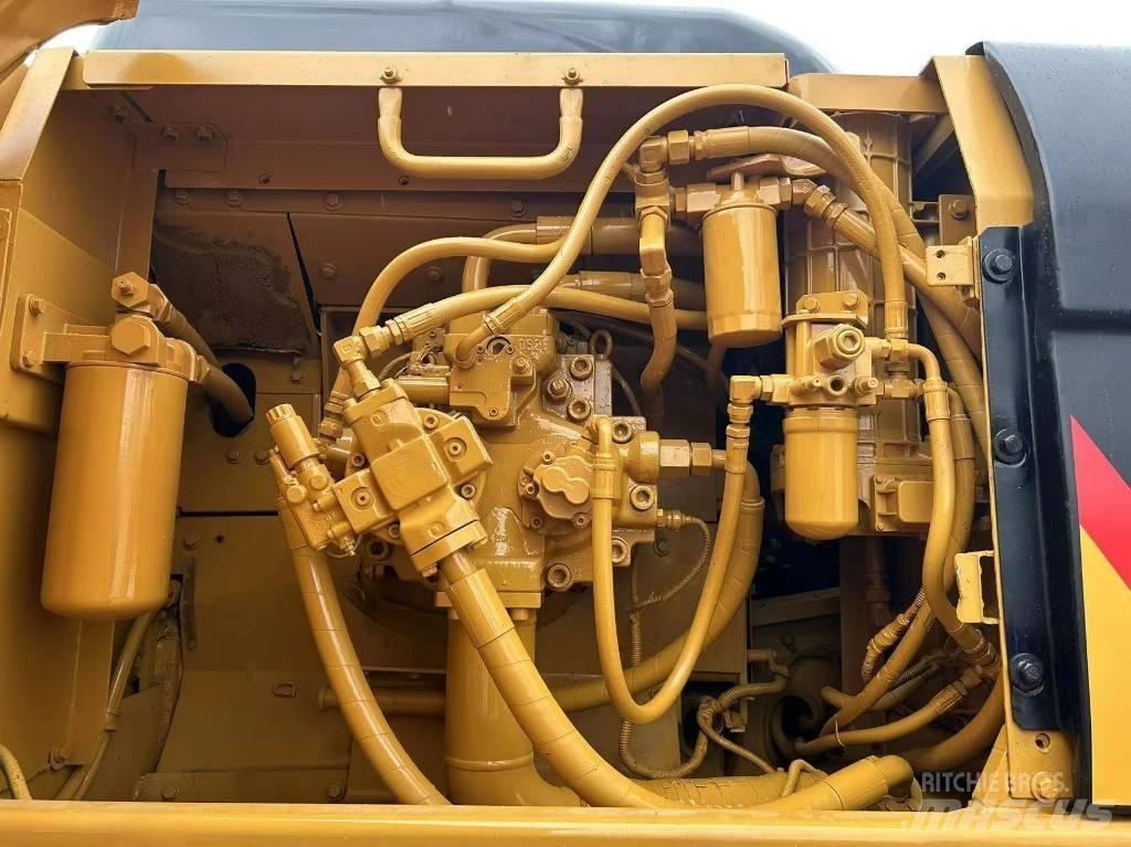 CAT 336 Lánctalpas kotrók