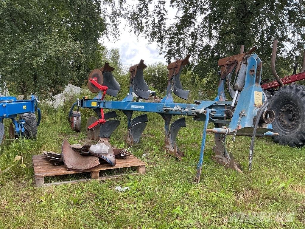 Agrolux FFK 497 Váltvaforgató ekék