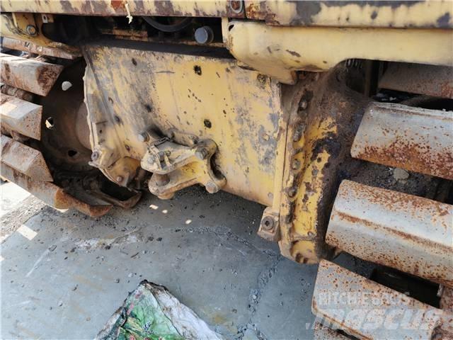Komatsu D41P lánctalpas dózerek