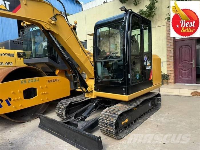 CAT 305.5 Mini kotrók < 7t