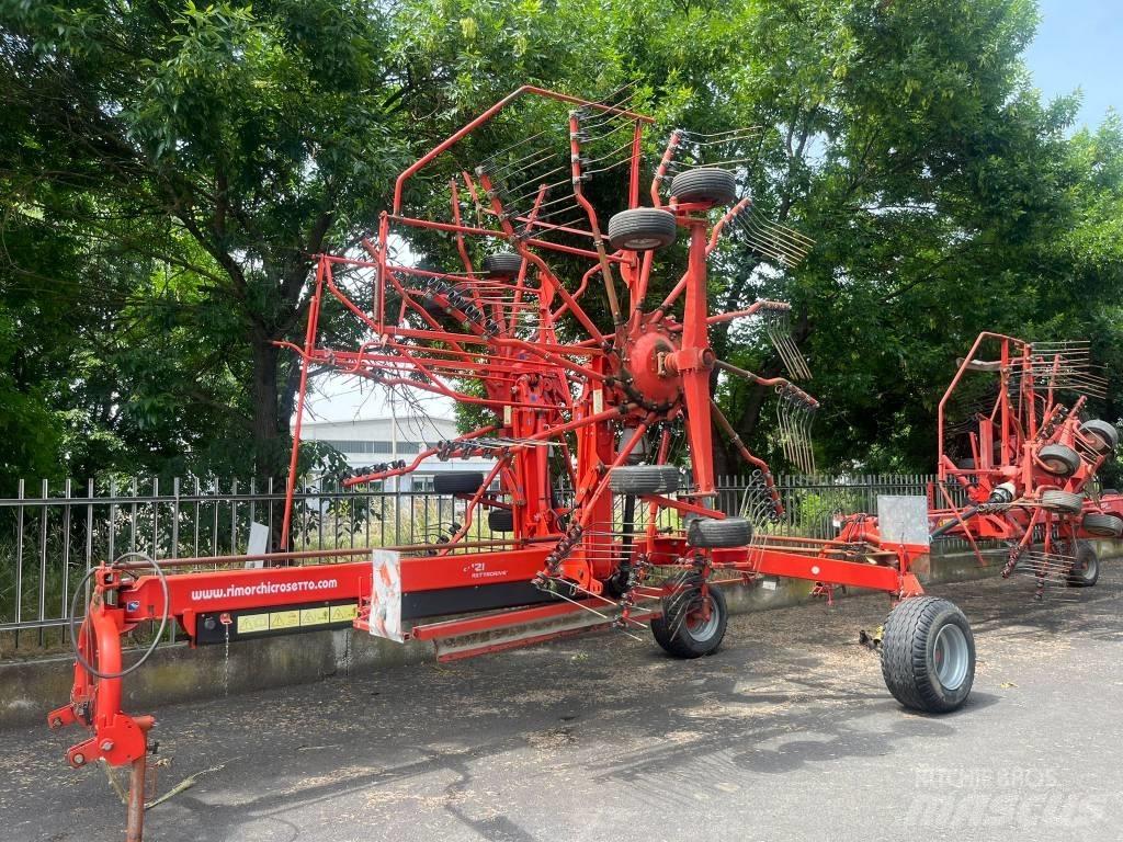 Kuhn GA 8121 Rendforgatók
