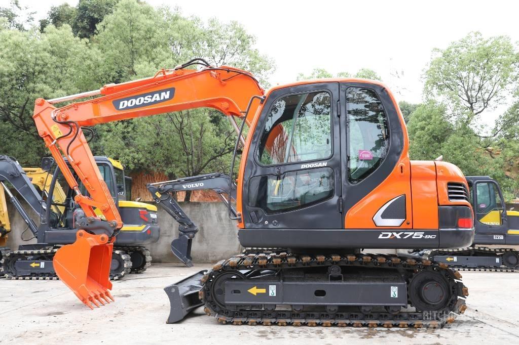 Doosan DX 75-9 C Mini kotrók < 7t
