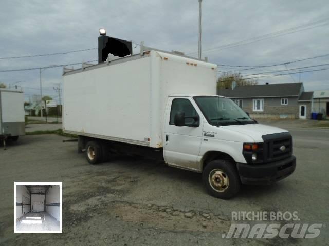 Ford E 350 Transporterek