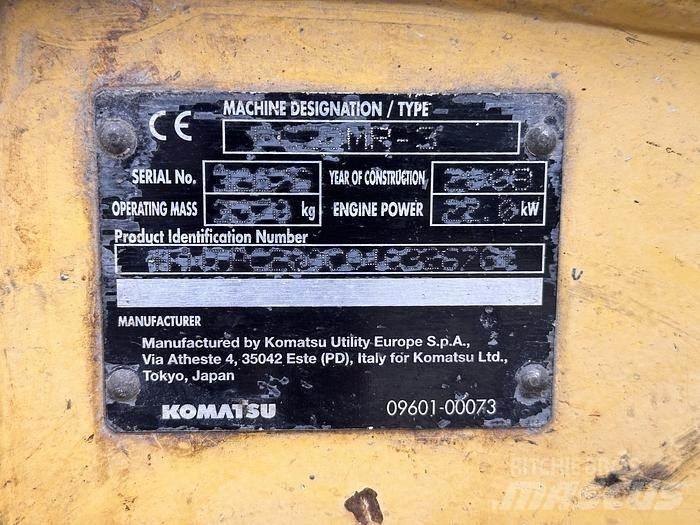 Komatsu PC30 Mini kotrók < 7t