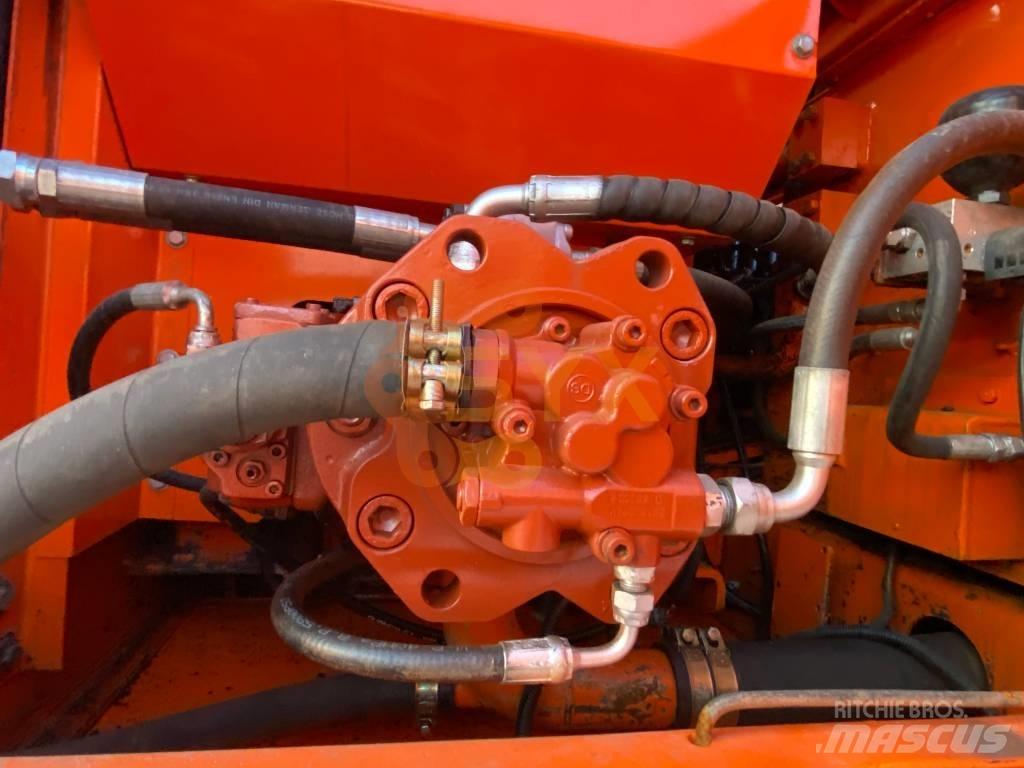 Doosan 220 LC-7 Lánctalpas kotrók