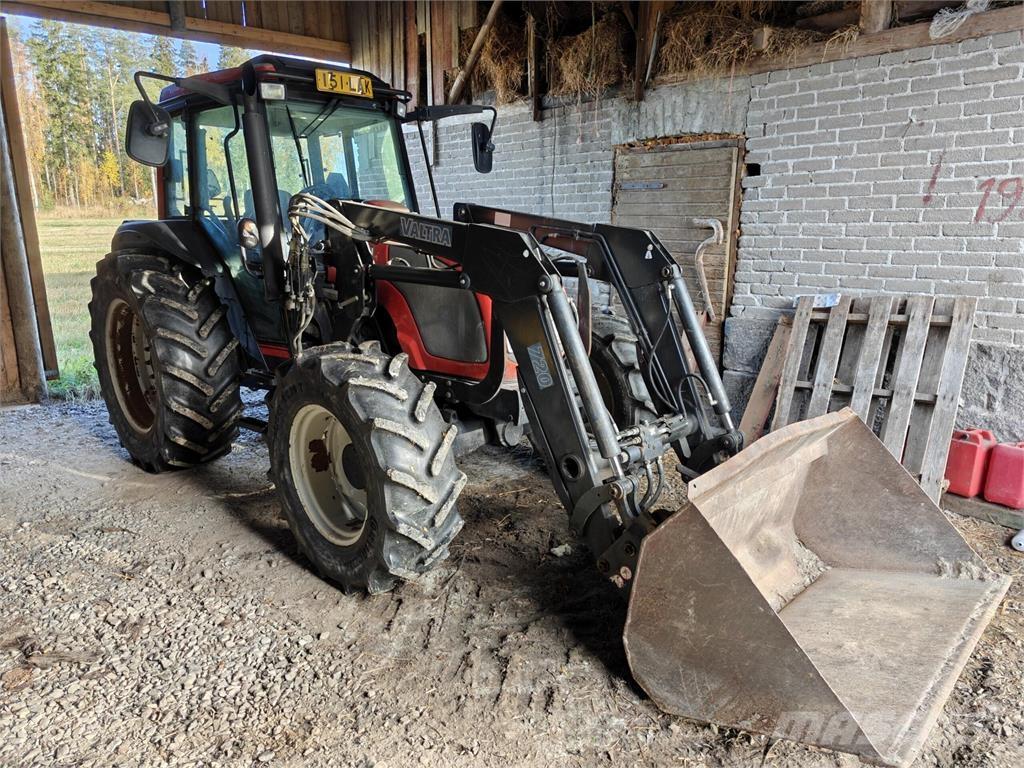 Valtra A95N Traktorok