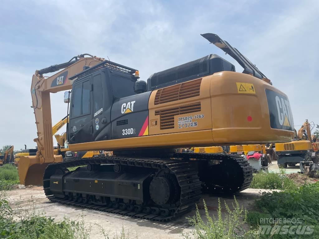 CAT 330D2 Lánctalpas kotrók