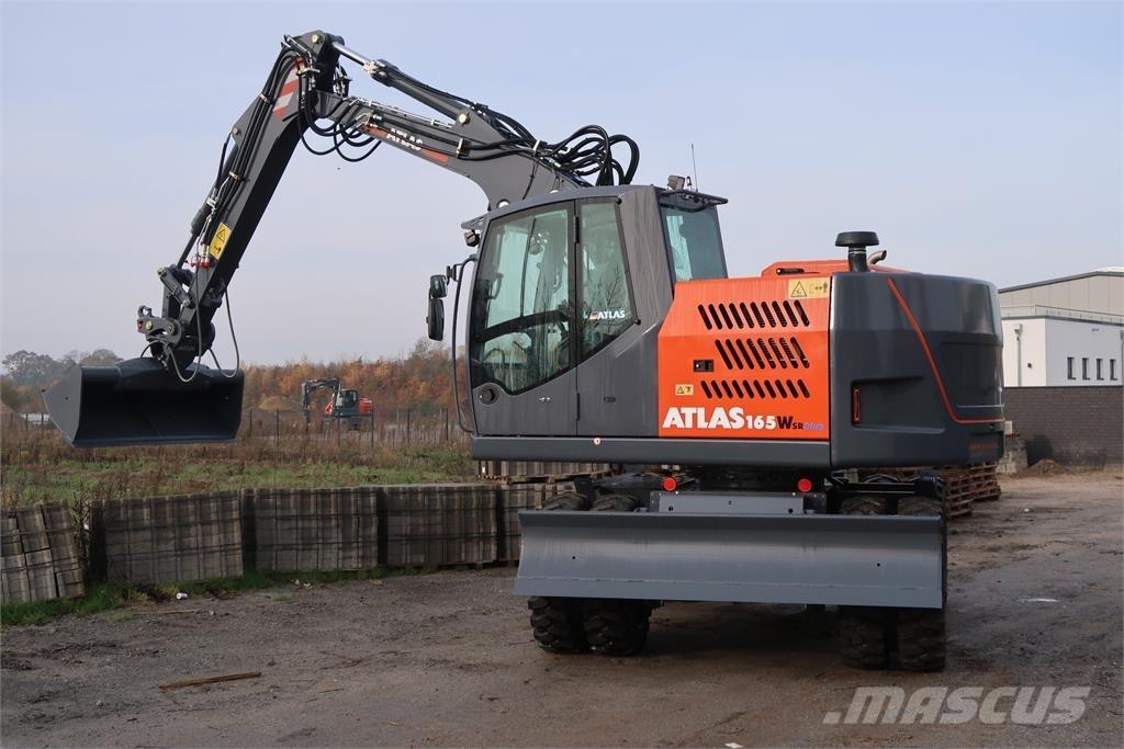 Atlas 165WSR Gumikerekes kotrók