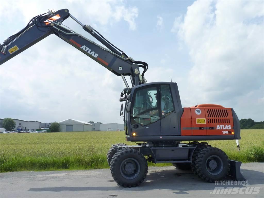Atlas 190W Stage V Gumikerekes kotrók