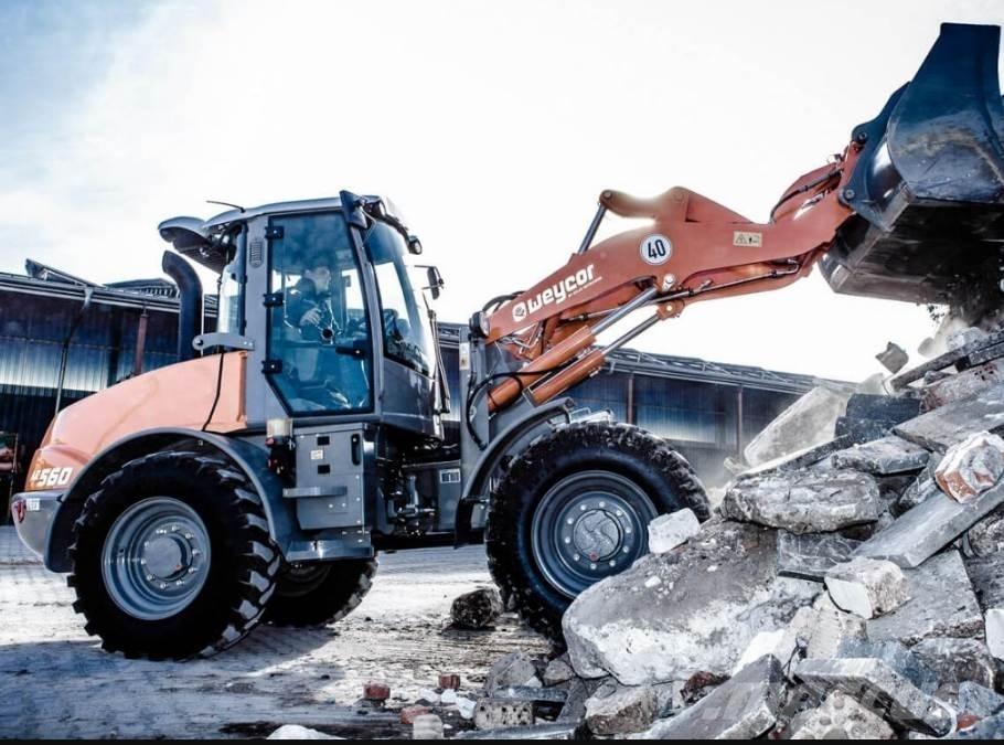 Weycor AR 560 Gumikerekes homlokrakodók