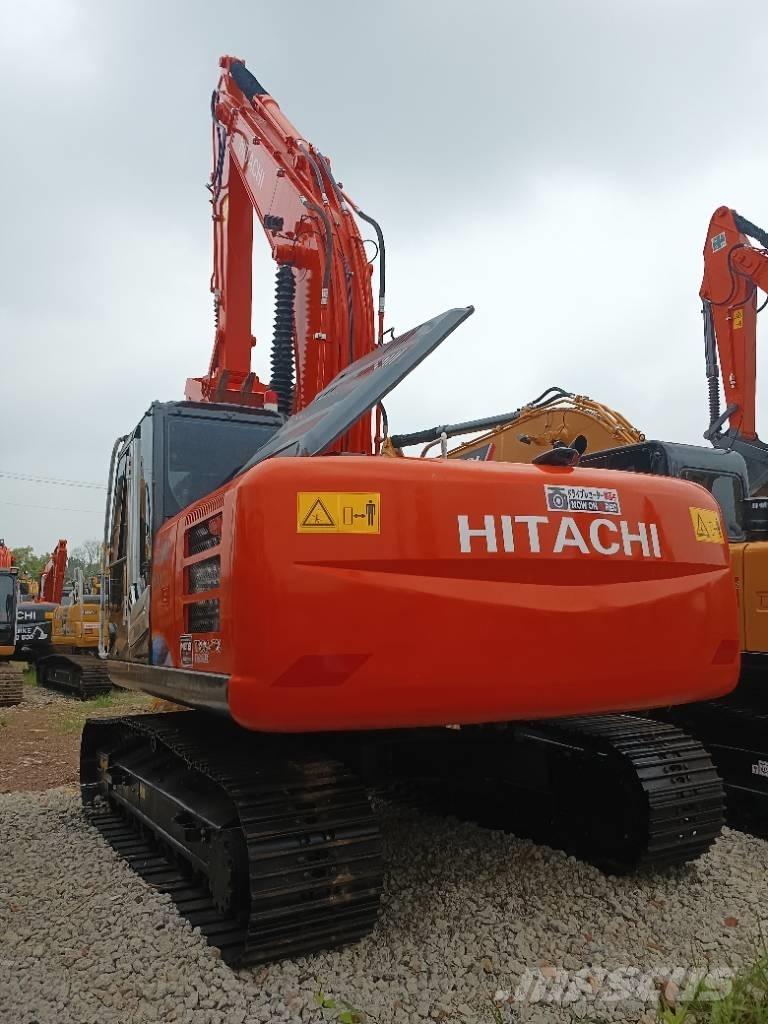 Hitachi ZX 200 Lánctalpas kotrók