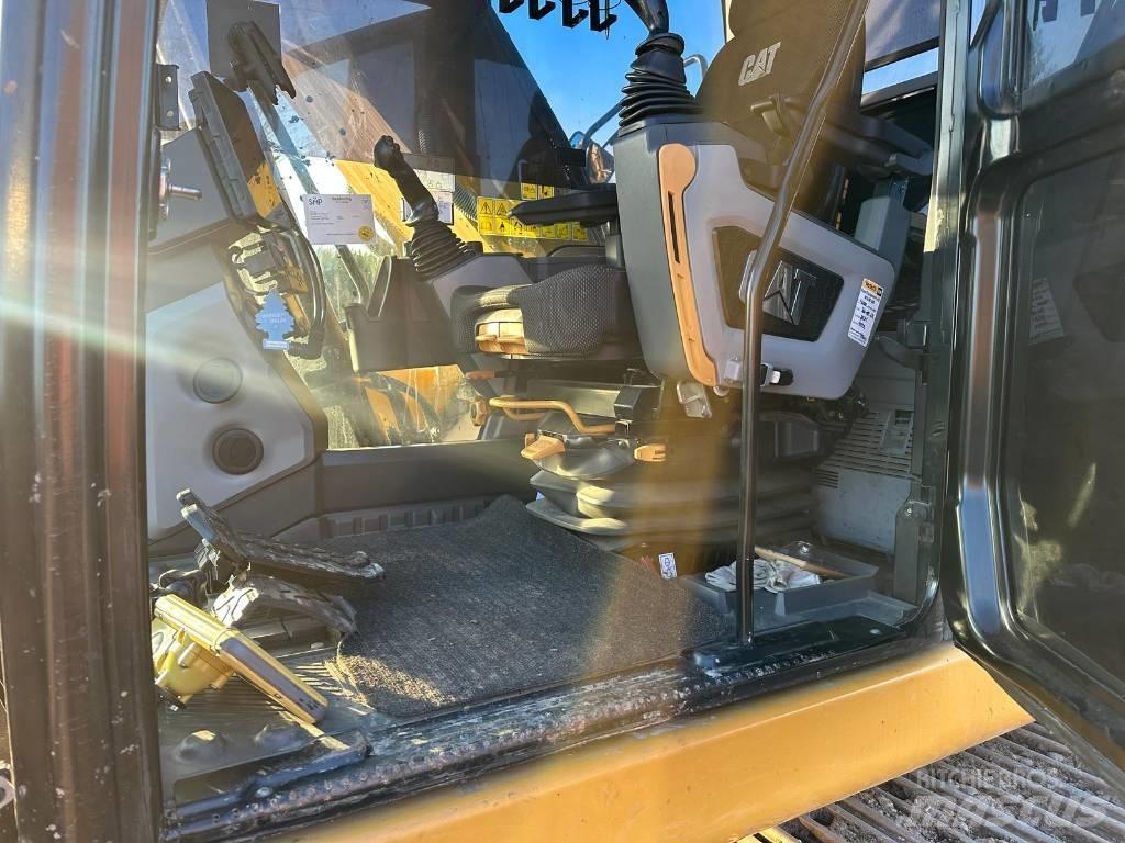 CAT 320 Lánctalpas kotrók