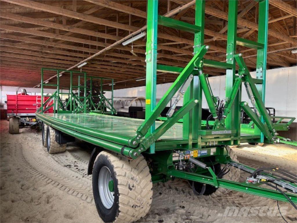 Kröger PWO 24 Bálaszállító pótkocsi