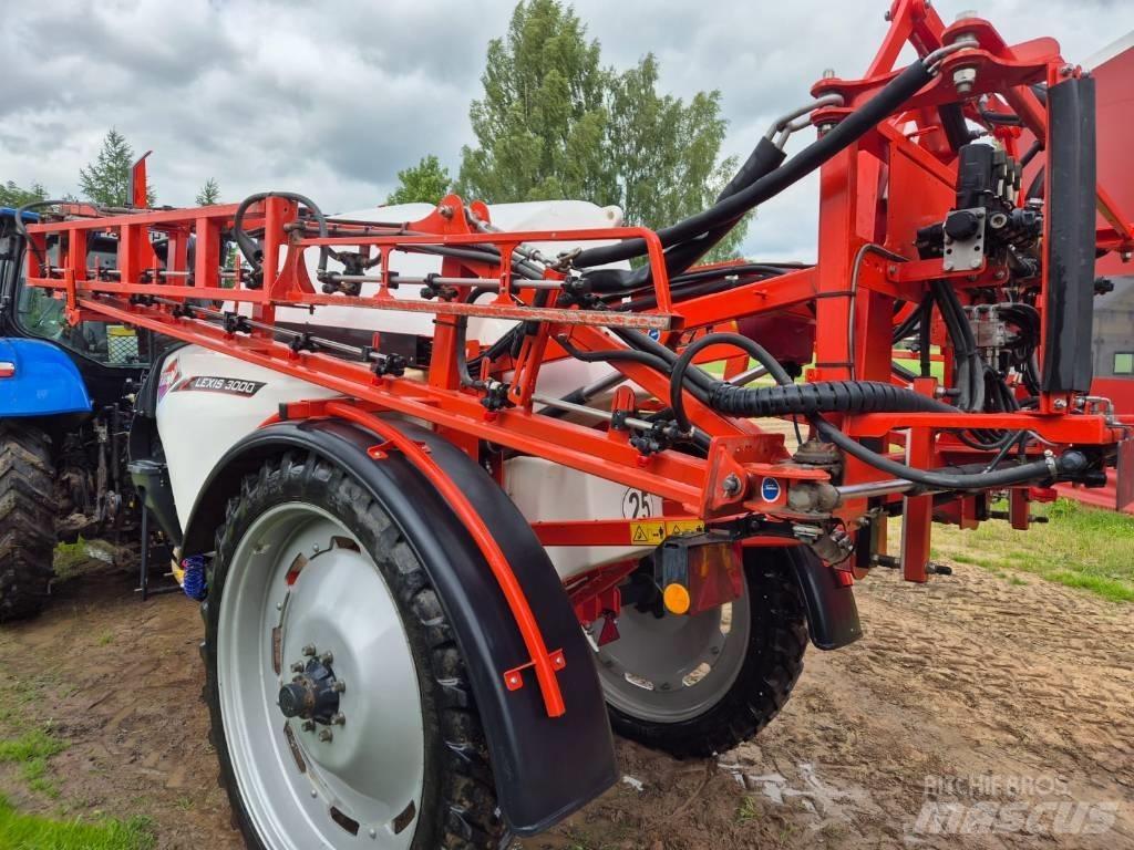 Kuhn Lexis 3000 Vontatott trágyaszórók