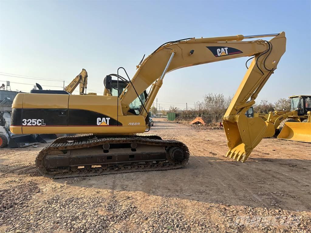 CAT 325 C Lánctalpas kotrók