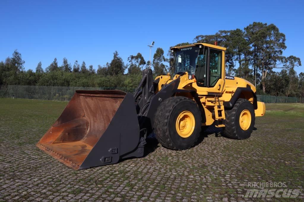 Volvo L120G Gumikerekes homlokrakodók