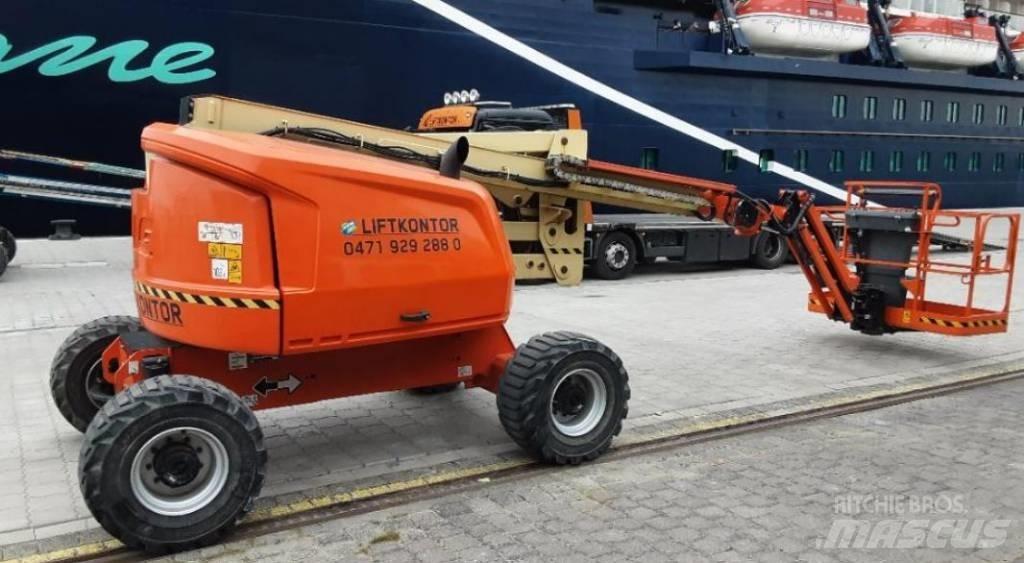 JLG 520 AJ Karos emelők