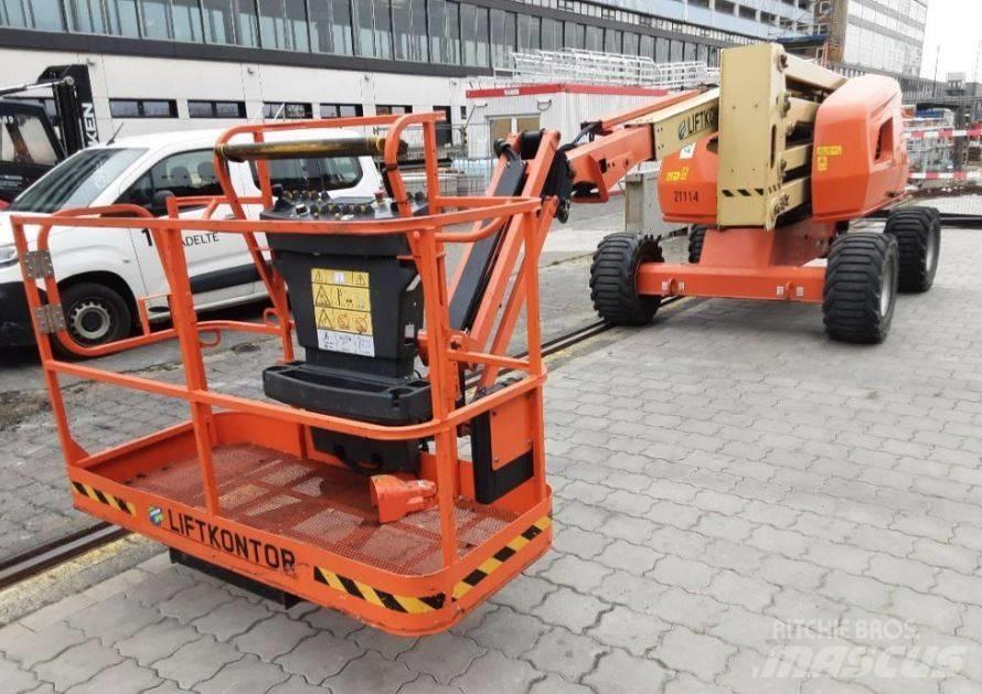 JLG 520 AJ Karos emelők