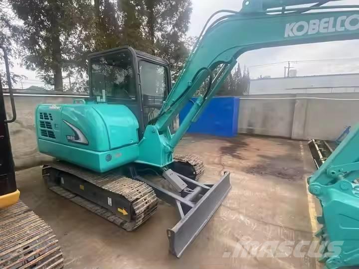 Kobelco SK 60 Lánctalpas kotrók