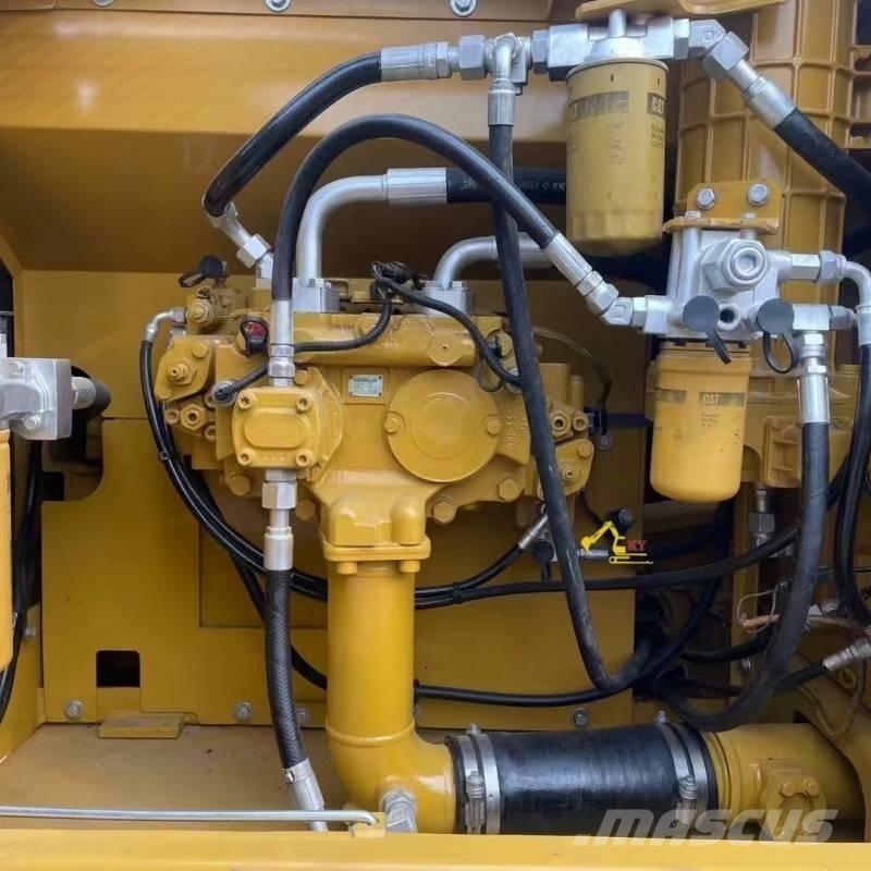 CAT 324 D Lánctalpas kotrók