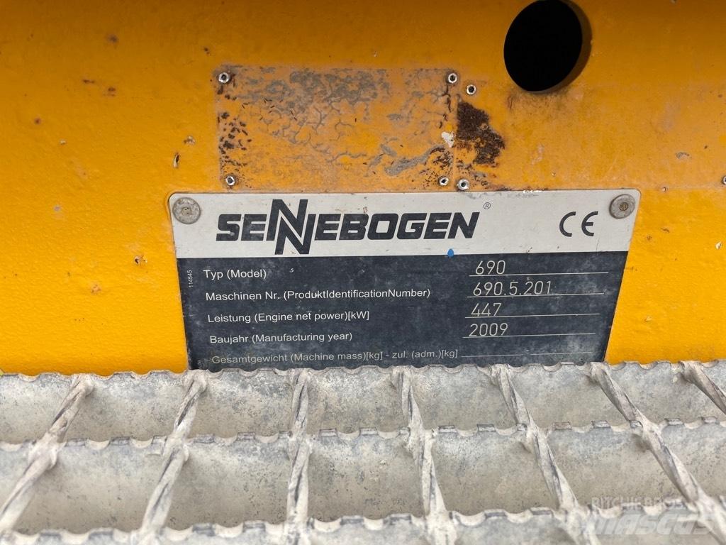 Sennebogen S 690 Köteles kotrók