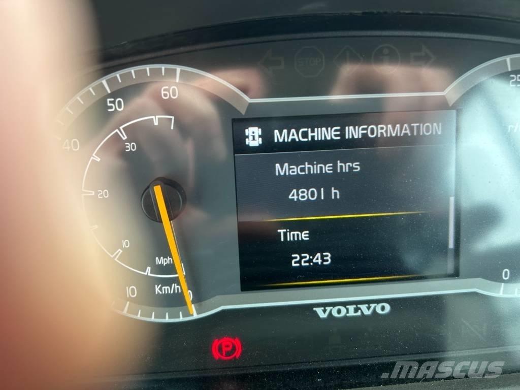 Volvo L 180 H Gumikerekes homlokrakodók