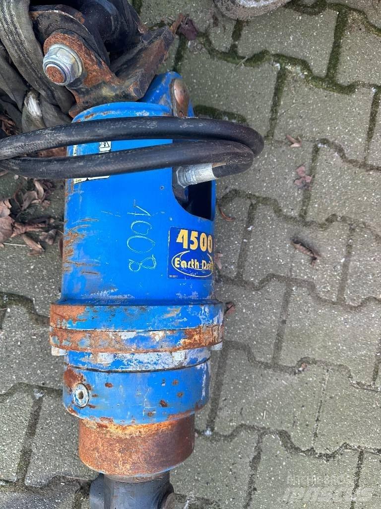  Bohrer Mini kotrók < 7t