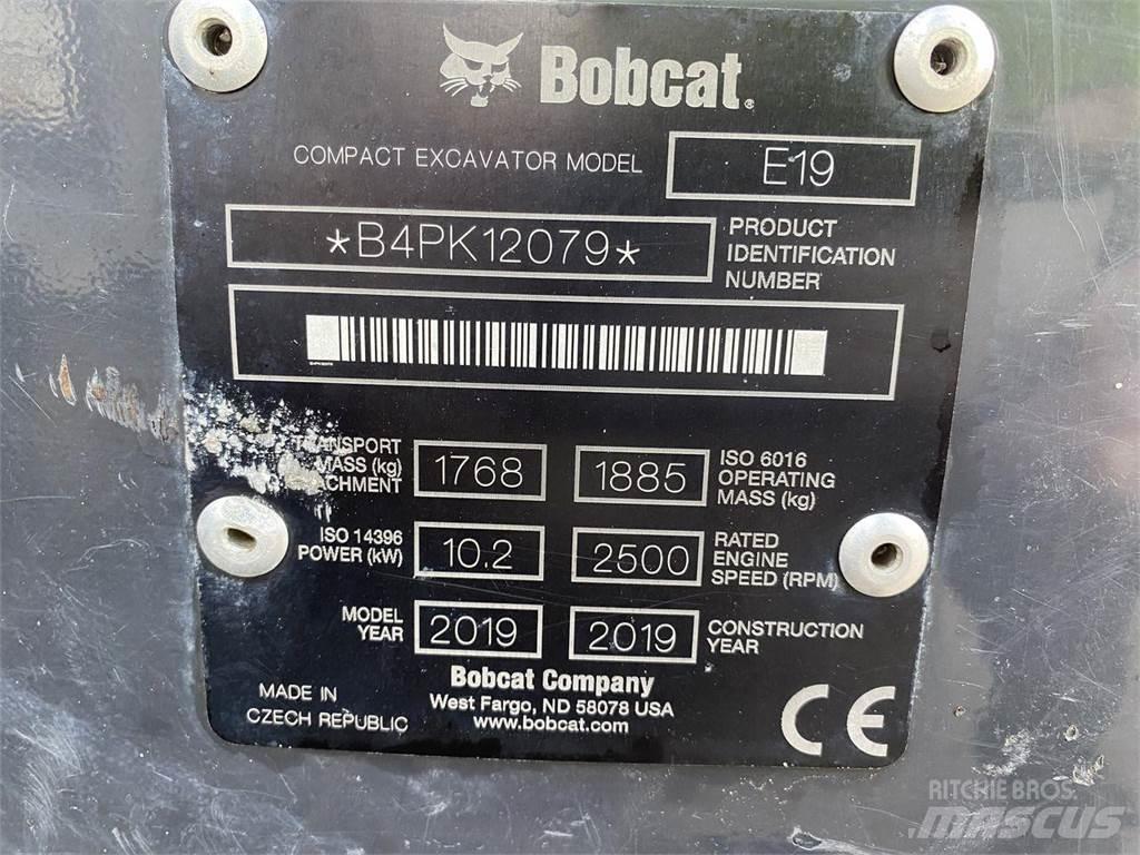Bobcat E19 Gumikerekes kotrók