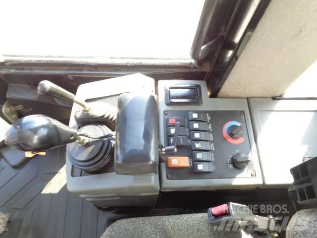 CAT 924 G II Gumikerekes homlokrakodók