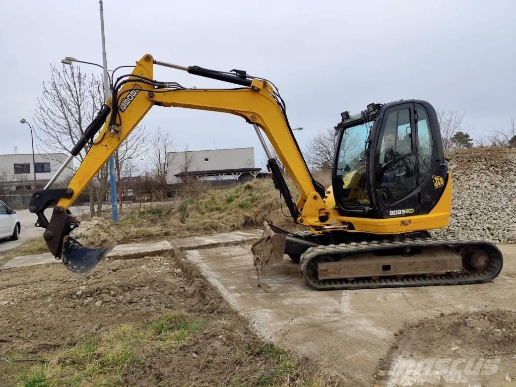 JCB 8085 Közepes (midi) kotrók 7 t - 12 t