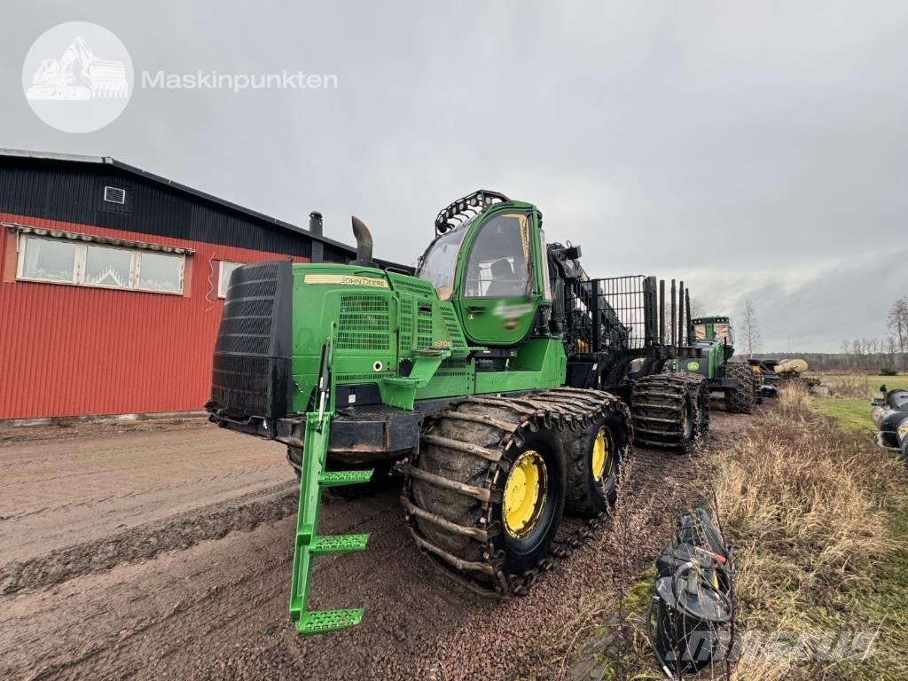 John Deere 1910 G Kihordók