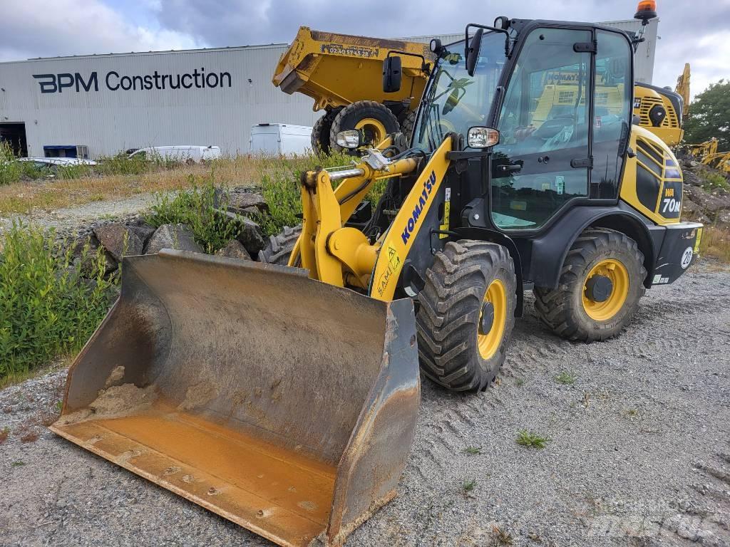 Komatsu WA70M-8 Gumikerekes homlokrakodók
