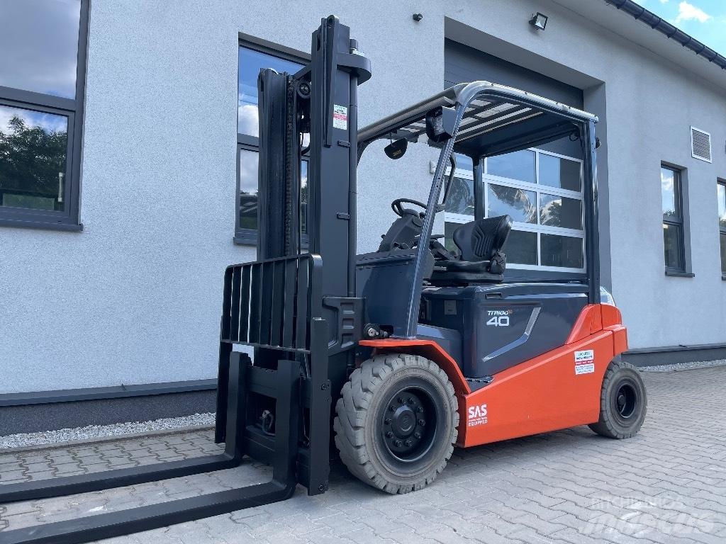 Toyota 8FBMT40 Elektromos targoncák