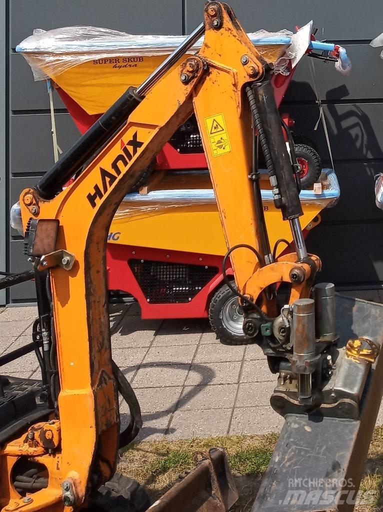 Hanix H 09 D Mini kotrók < 7t