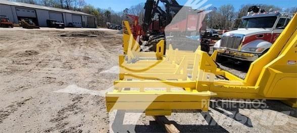 CSI DL4400 Chainsaws and clearing saws