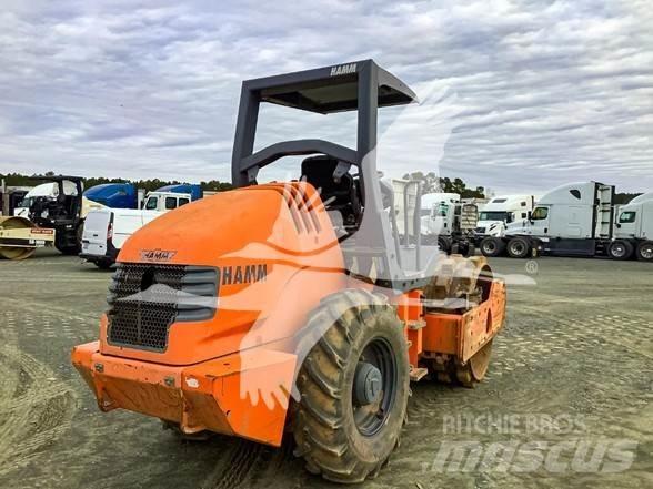 Hamm 3307P Egydobos hengerek