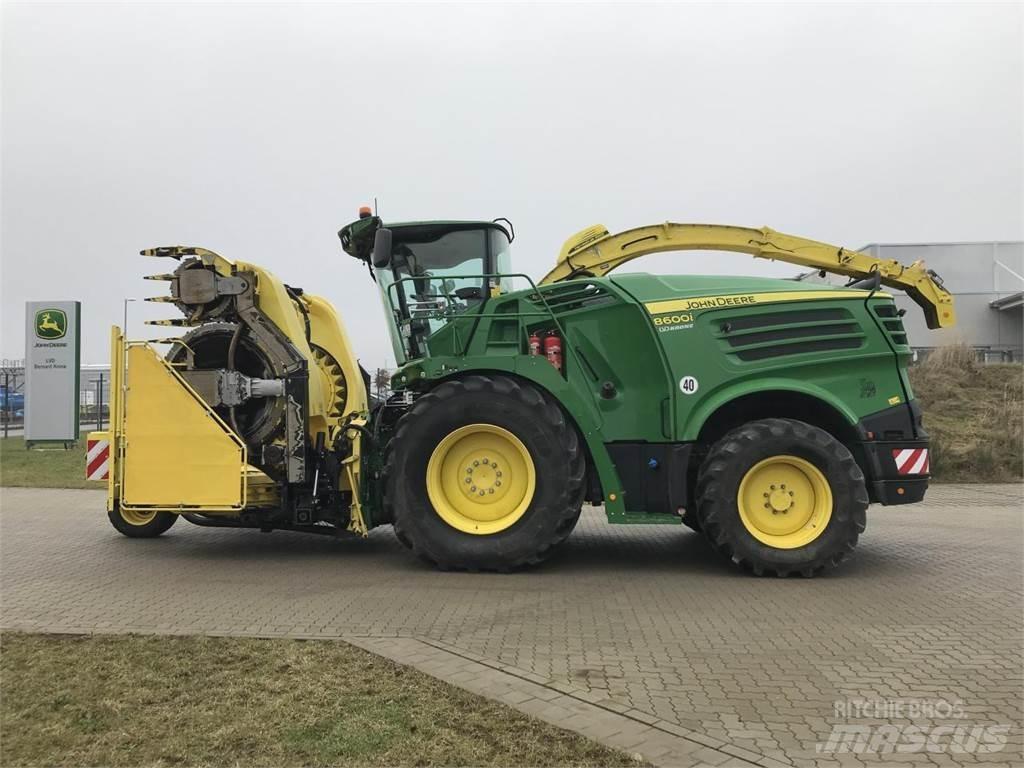 John Deere 8600 Önjáró szecskázók
