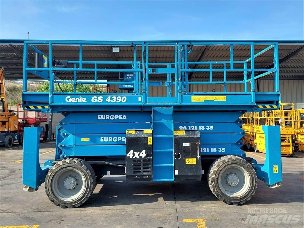 Genie GS4390 Ollós emelők